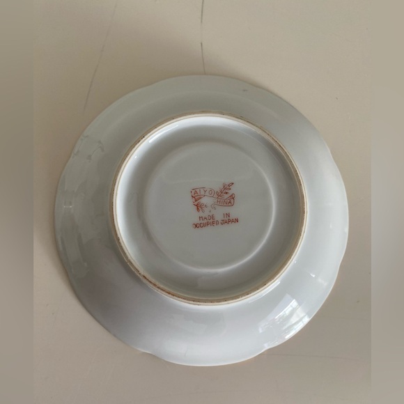 VTG BLUE WITH PURPLE FLOWERS TEACUP AND SAUCER AIYO CHINA MADE IN OCCUPIED JAPAN - Picture 5 of 7